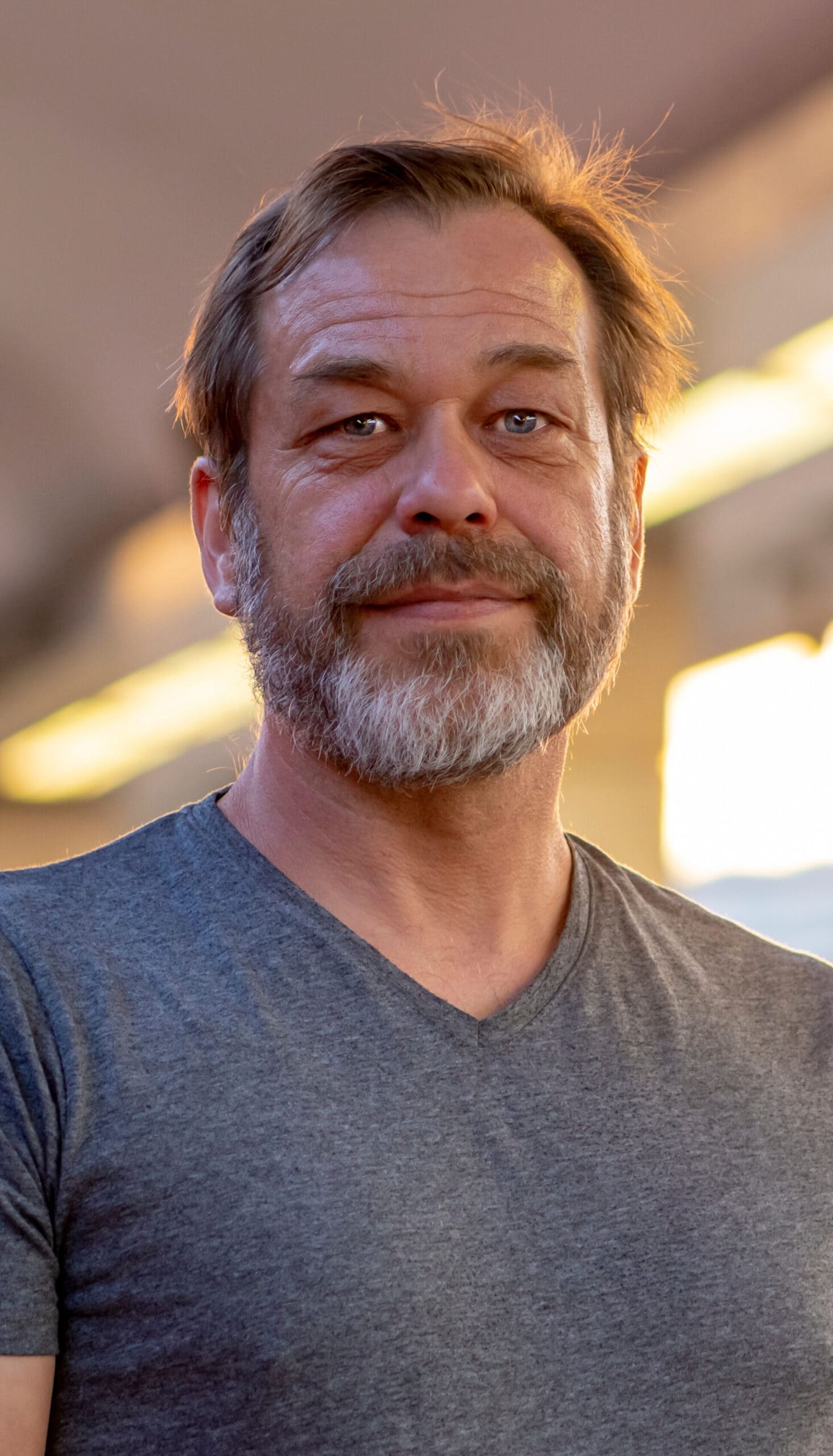 Person Man Aged Beard Blurry Bg